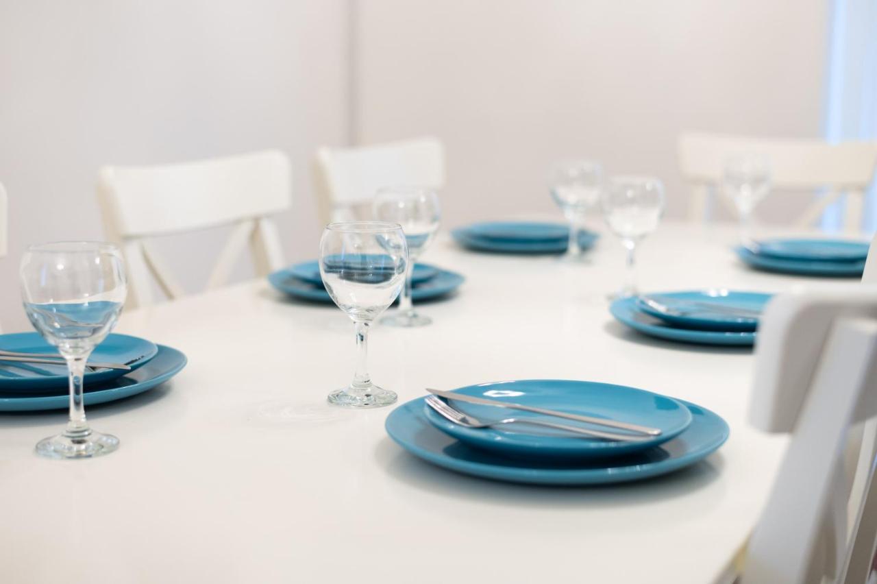 Appartamento Spacious With Parking - Tv In Every Bedroom! Swansea